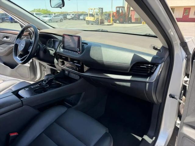 2022 Nissan Rogue SV FWD
