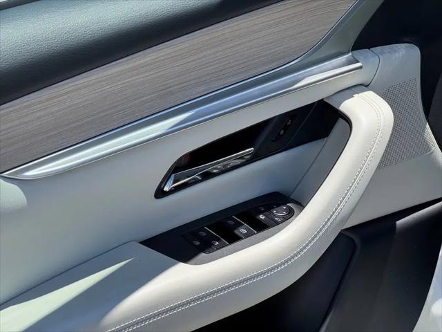 2026 Mazda X-90 Premium Plus