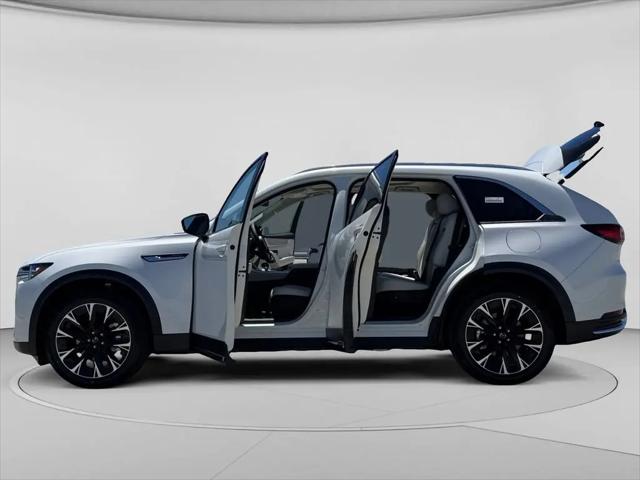 2026 Mazda X-90 Premium Plus