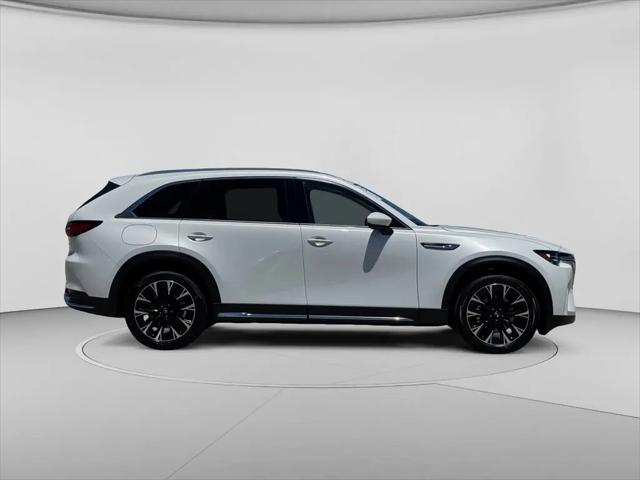 2026 Mazda X-90 Premium Plus