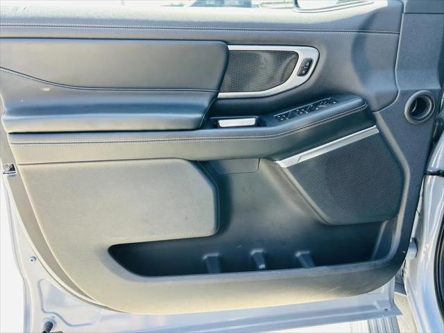 2025 Ford Expedition Platinum MAX