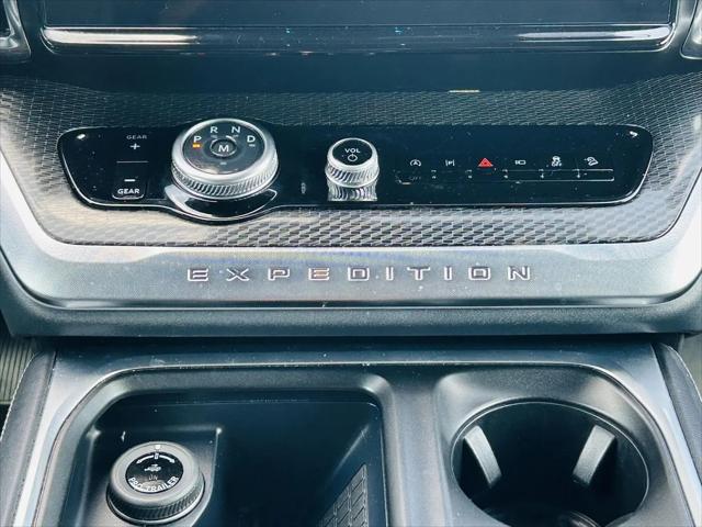 2025 Ford Expedition Platinum MAX