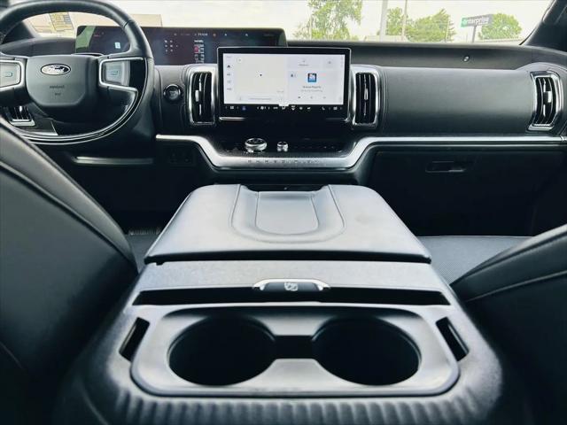 2025 Ford Expedition Platinum MAX