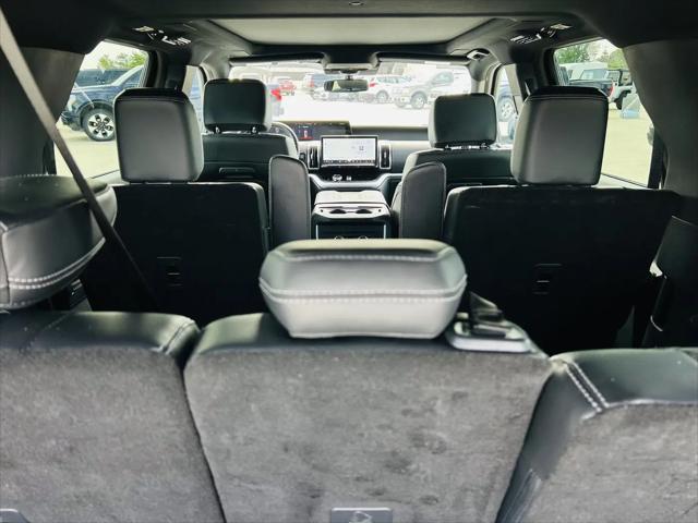 2025 Ford Expedition Platinum MAX