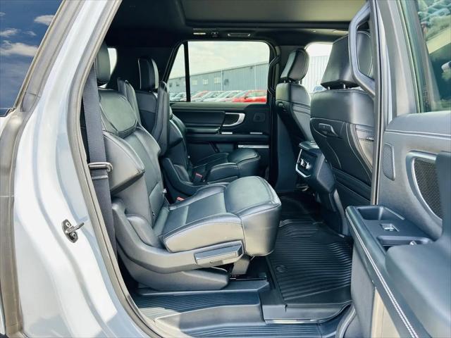 2025 Ford Expedition Platinum MAX