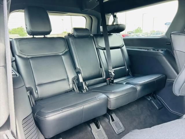 2025 Ford Expedition Platinum MAX