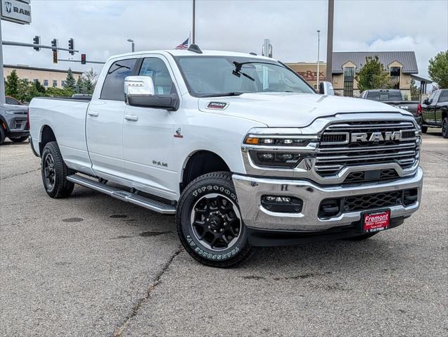2026 RAM Ram 3500 RAM 3500 LARAMIE CREW CAB 4X4 8 BOX