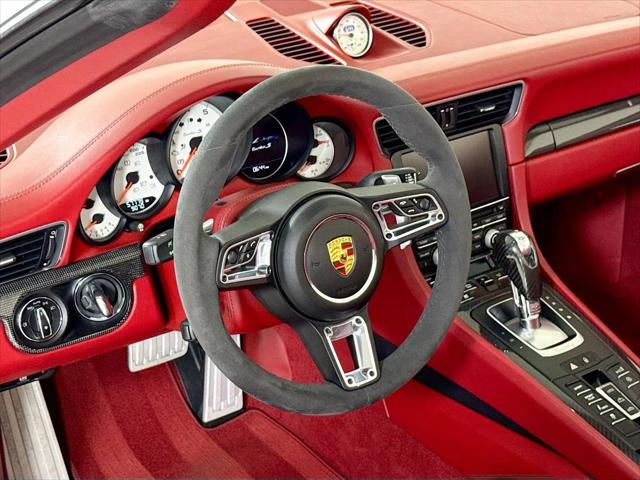 2015 Porsche 911 Turbo S
