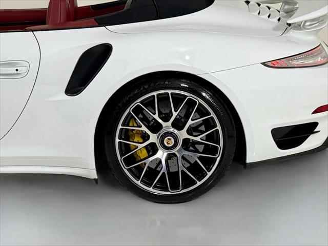 2015 Porsche 911 Turbo S