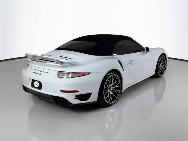 2015 Porsche 911 Turbo S