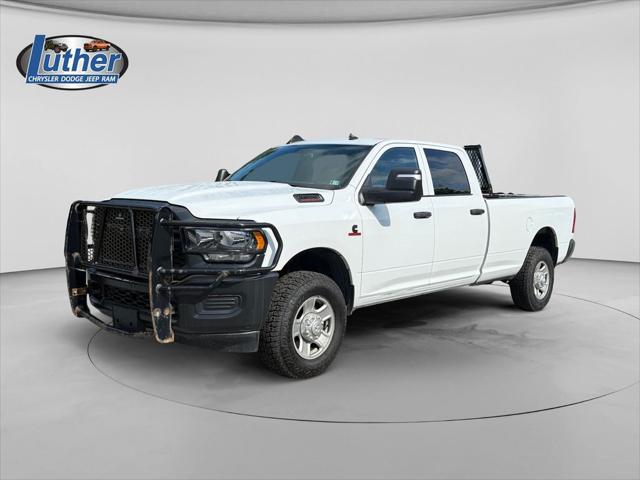 2023 RAM 2500 Tradesman Crew Cab 4x4 8 Box
