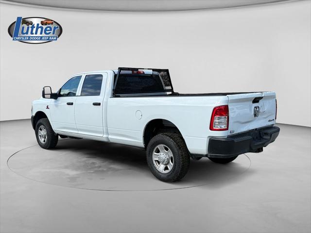 2023 RAM 2500 Tradesman Crew Cab 4x4 8 Box