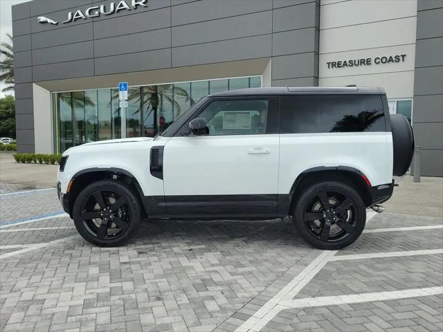 2026 Land Rover Defender P525 V8
