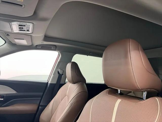 2024 Toyota Grand Highlander Platinum