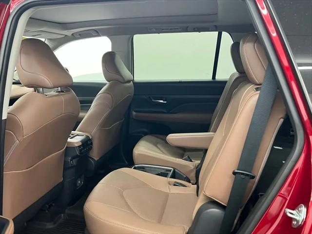 2024 Toyota Grand Highlander Platinum