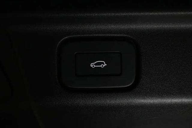 2024 Land Rover Range Rover P400 SE