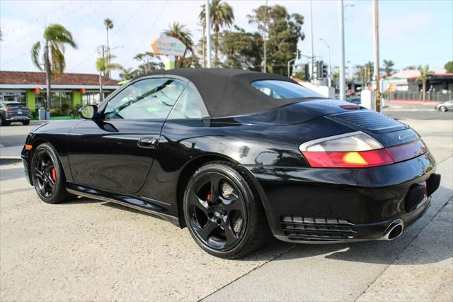 2004 Porsche 911 Carrera 4S