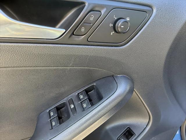 2015 Volkswagen Jetta 2.0L S