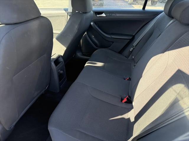 2015 Volkswagen Jetta 2.0L S