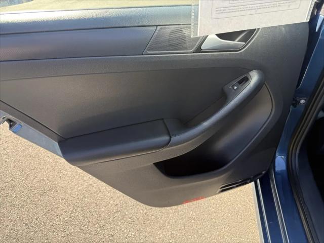 2015 Volkswagen Jetta 2.0L S