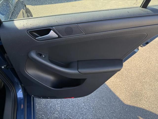 2015 Volkswagen Jetta 2.0L S