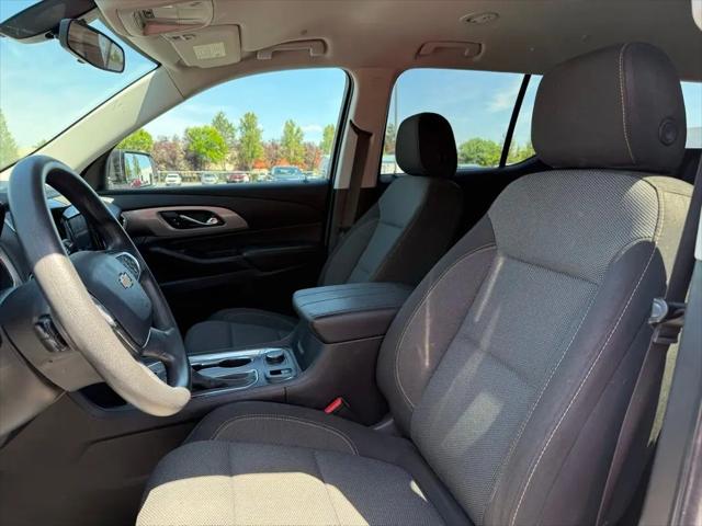 2020 Chevrolet Traverse AWD LS