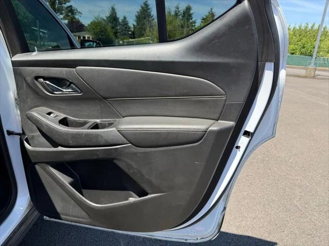 2020 Chevrolet Traverse AWD LS