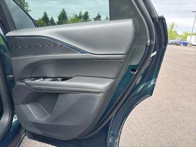 2024 Cadillac iQ Sport w/1SF
