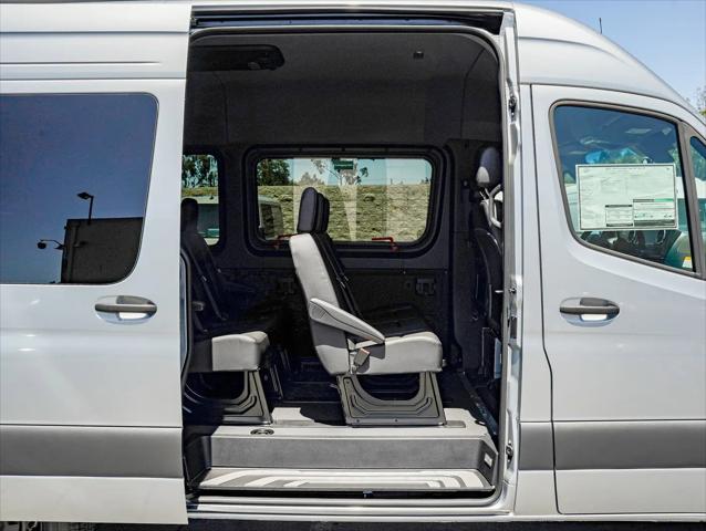 2025 Mercedes-Benz Sprinter 2500 Standard Roof 4-Cyl Diesel