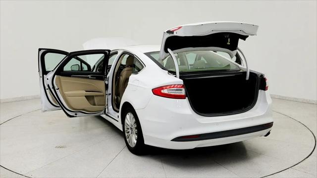 2014 Ford Fusion Hybrid SE