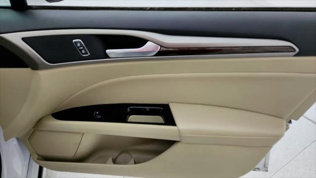 2014 Ford Fusion Hybrid SE