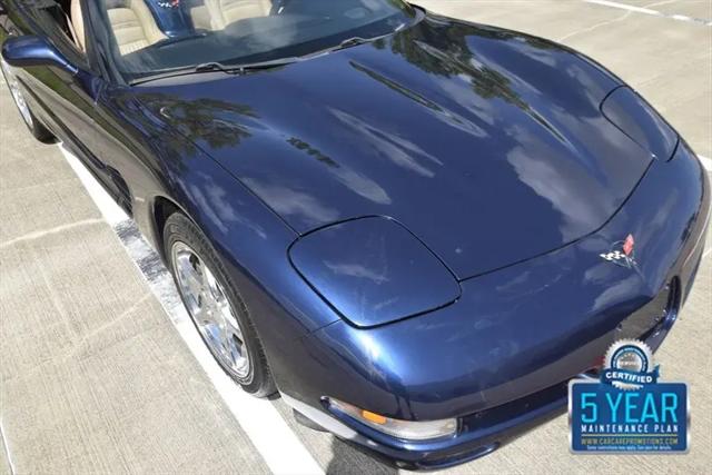 2000 Chevrolet Corvette Base