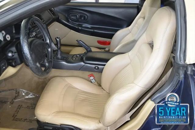 2000 Chevrolet Corvette Base