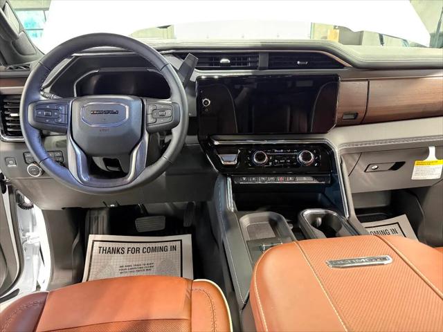 2026 GMC Sierra 2500HD Crew Cab, Standard Bed, Denali Ultimate, 4WD