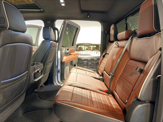 2026 GMC Sierra 2500HD Crew Cab, Standard Bed, Denali Ultimate, 4WD