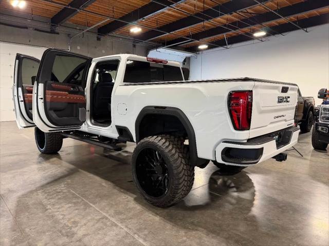 2026 GMC Sierra 2500HD Crew Cab, Standard Bed, Denali Ultimate, 4WD