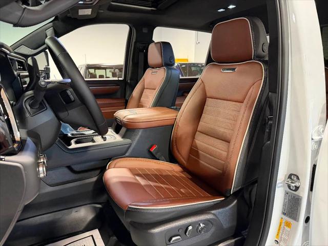 2026 GMC Sierra 2500HD Crew Cab, Standard Bed, Denali Ultimate, 4WD