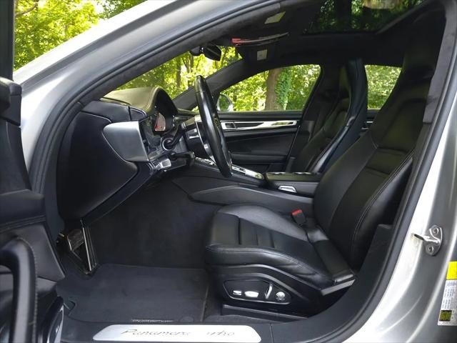 2018 Porsche Panamera Turbo