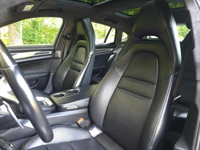 2018 Porsche Panamera Turbo