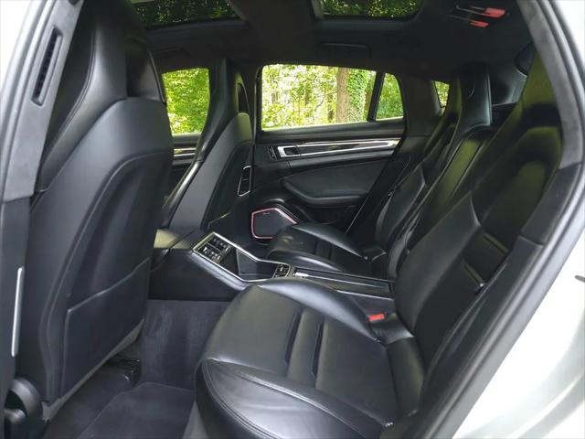 2018 Porsche Panamera Turbo