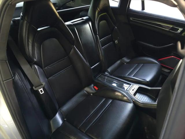 2018 Porsche Panamera Turbo