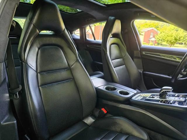 2018 Porsche Panamera Turbo