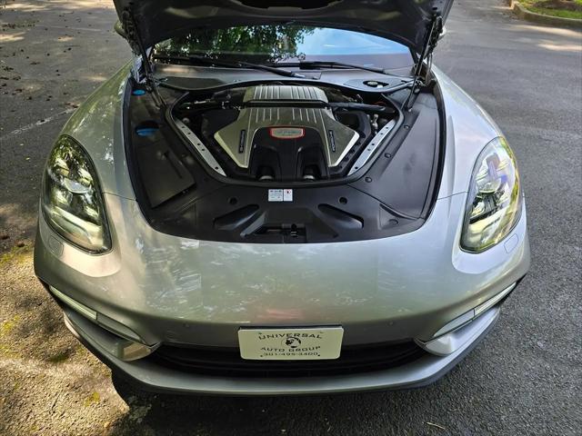 2018 Porsche Panamera Turbo