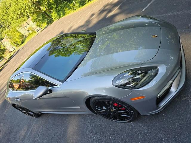 2018 Porsche Panamera Turbo