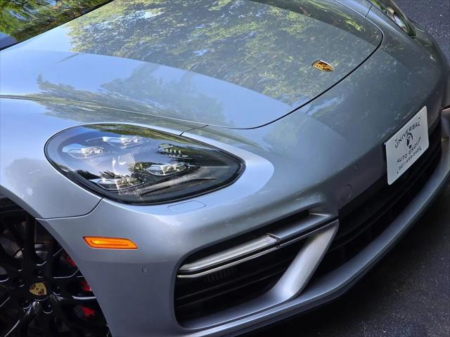 2018 Porsche Panamera Turbo