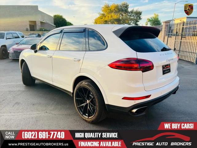 2017 Porsche Cayenne Platinum Edition