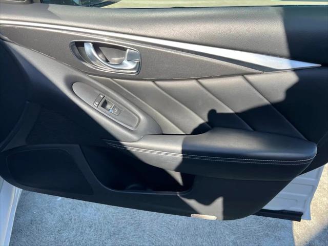 2018 INFINITI Q50 2.0t PURE
