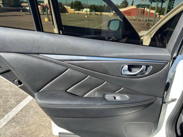 2018 INFINITI Q50 2.0t PURE