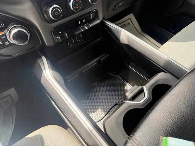 2020 Ram 1500 Big Horn Quad Cab 4x4 64 Box