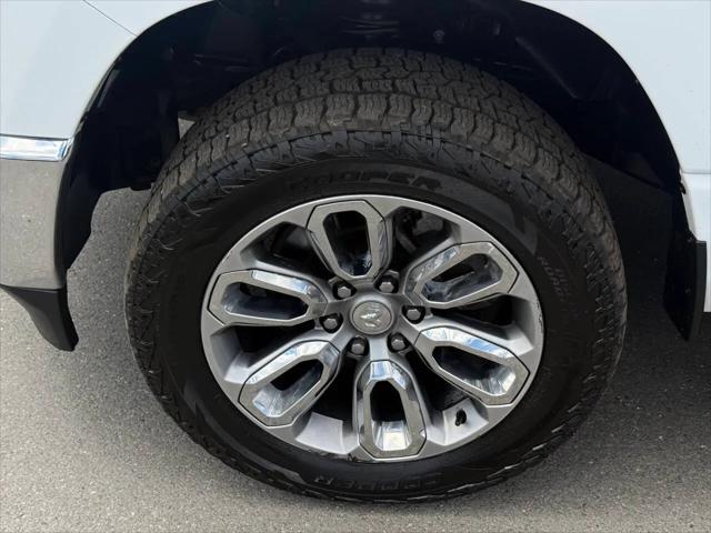 2020 Ram 1500 Big Horn Quad Cab 4x4 64 Box